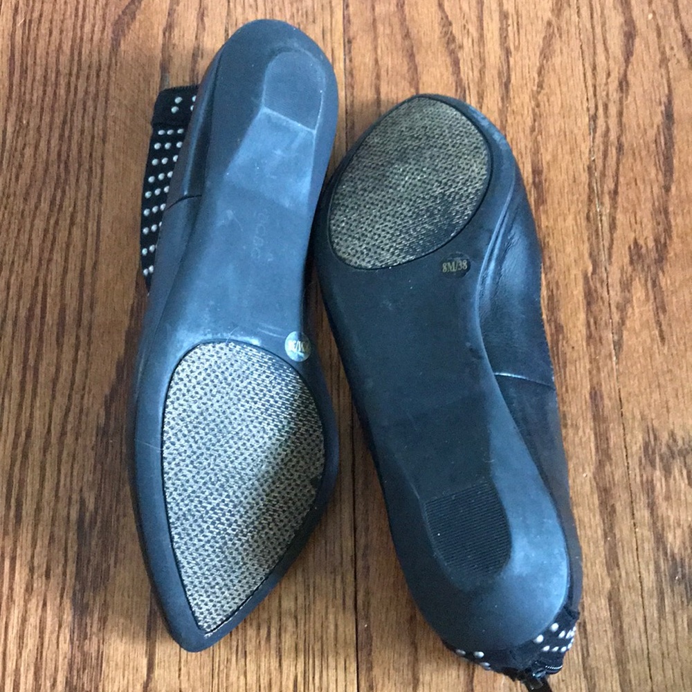 Shoes - Picture 4 of 4